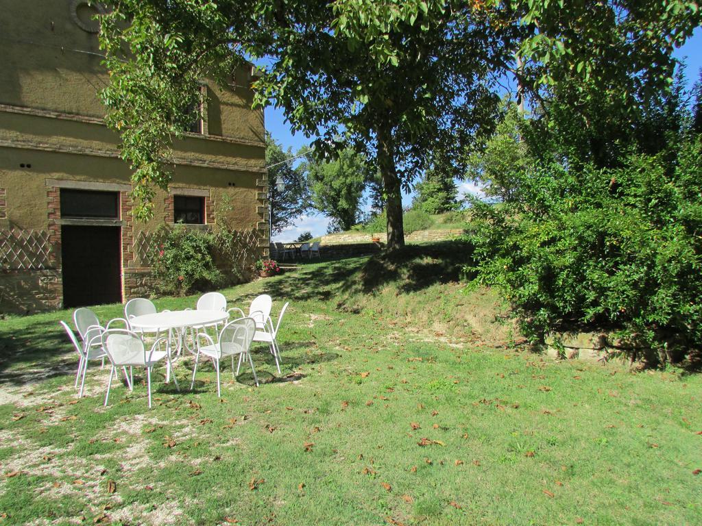 Agriturismo Dea Valfabbrica Exteriör bild